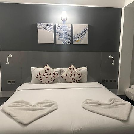The G Ten Holiday Inn Хулхумале Екстер'єр фото